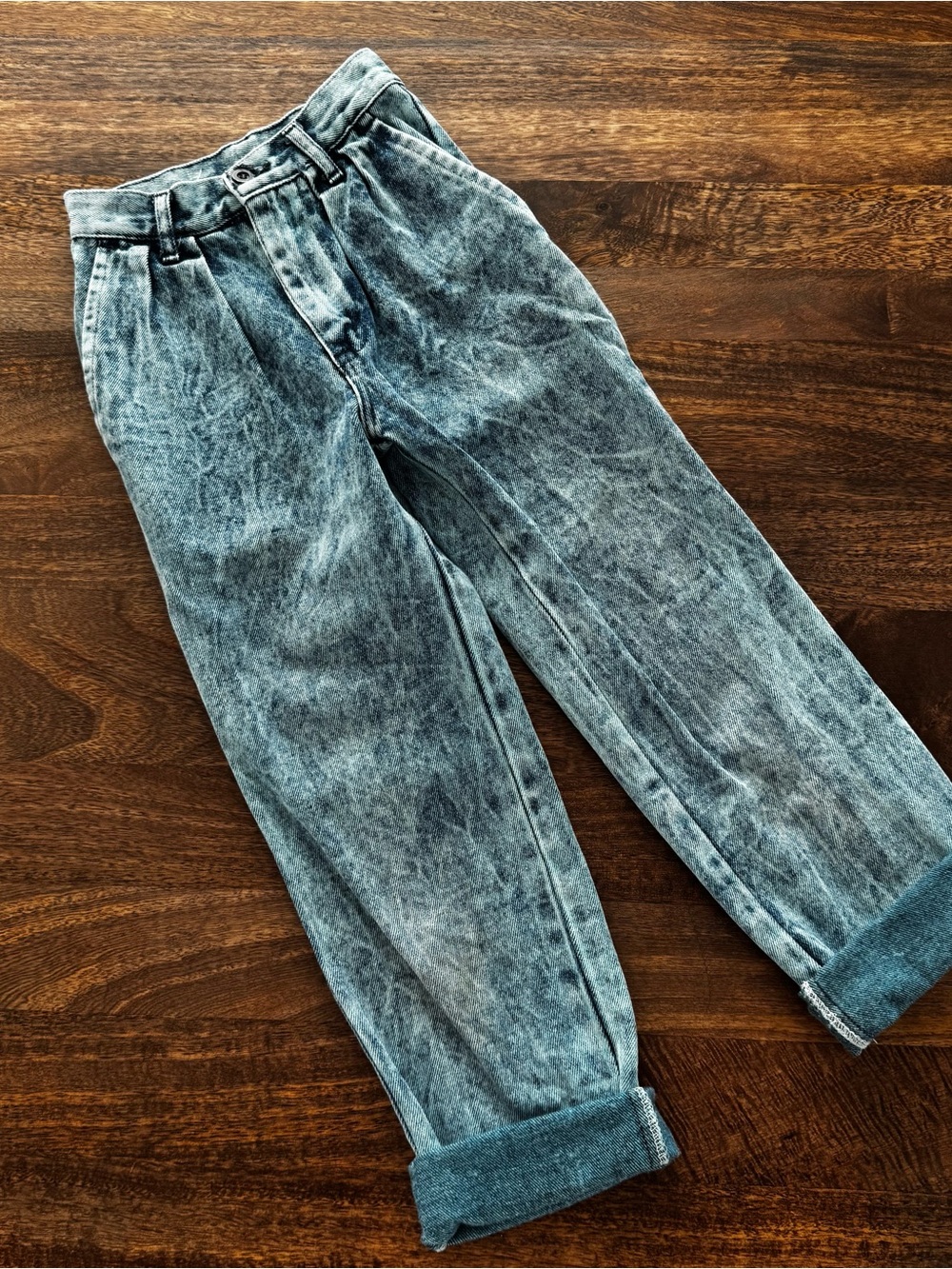 Vintage 100% Cotton 90’a acid wash jeans size 5/6 years
